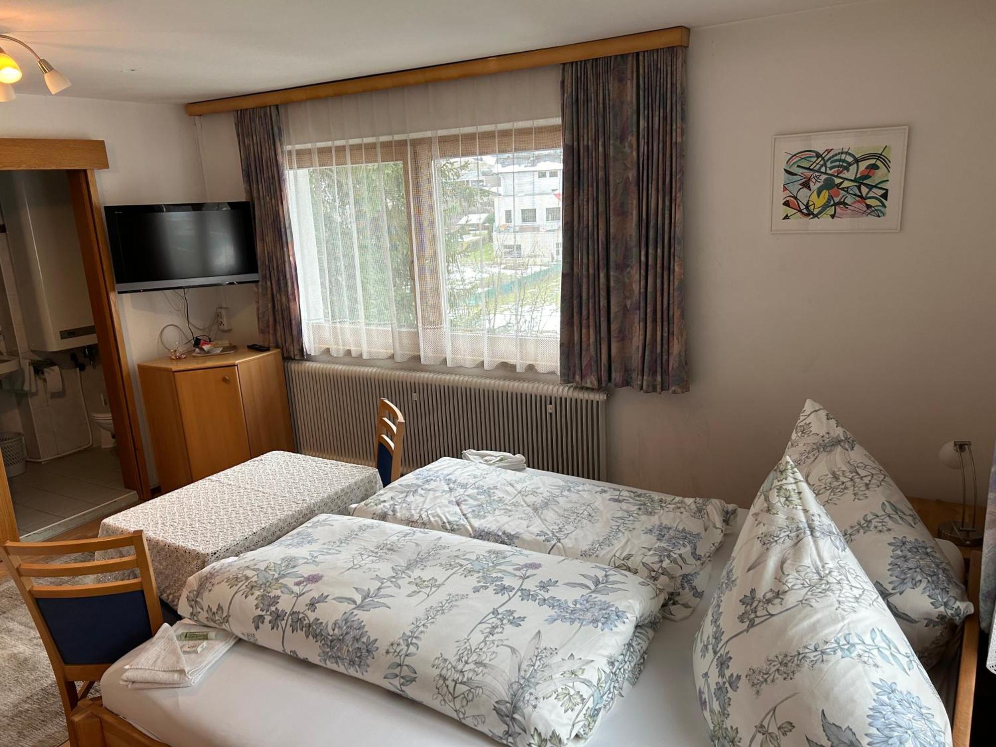 Austrian Motel Heiss Prutz Εξωτερικό φωτογραφία